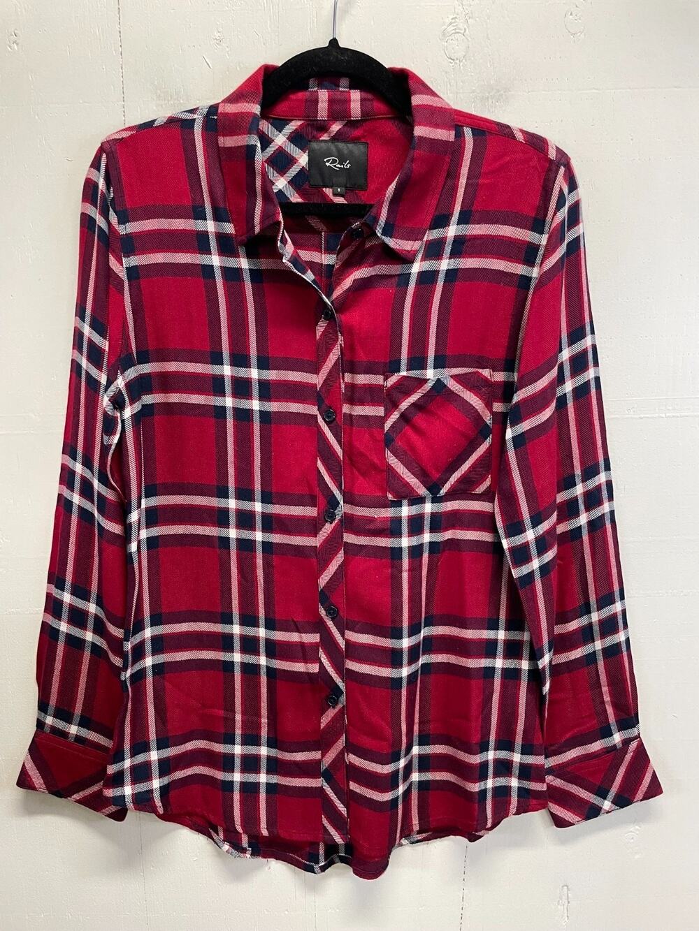 Rails Hunter Women's Red & Navy Plaid Long Sleeve Button up Shirt Size Small